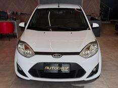 FORD FIESTA 1.6 SE HATCH 16V 2014/2014 AUTOGRIF MOTORS CAMPO BOM / Carros no Vale