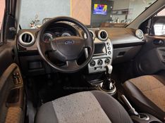 FORD FIESTA 1.6 SE HATCH 16V 2014/2014 AUTOGRIF MOTORS CAMPO BOM / Carros no Vale