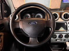 FORD FIESTA 1.6 SE HATCH 16V 2014/2014 AUTOGRIF MOTORS CAMPO BOM / Carros no Vale