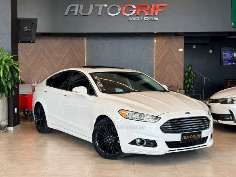 FORD FUSION 2.0 TITANIUM PLUS AWD 16V 2016/2016 AUTOGRIF MOTORS CAMPO BOM / Carros no Vale FORD FUSION 2.0 TITANIUM PLUS AWD 16V 2016/2016 AUTOGRIF MOTORS CAMPO BOM / Carros no Vale