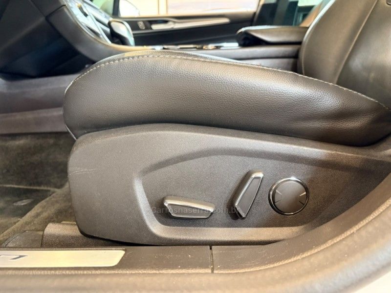 FORD FUSION 2.0 TITANIUM PLUS AWD 16V 2016/2016 AUTOGRIF MOTORS CAMPO BOM / Carros no Vale FORD FUSION 2.0 TITANIUM PLUS AWD 16V 2016/2016 AUTOGRIF MOTORS CAMPO BOM / Carros no Vale