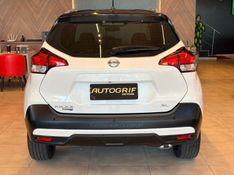 NISSAN KICKS 1.6 16V SL XTRONIC 2017/2017 AUTOGRIF MOTORS CAMPO BOM / Carros no Vale