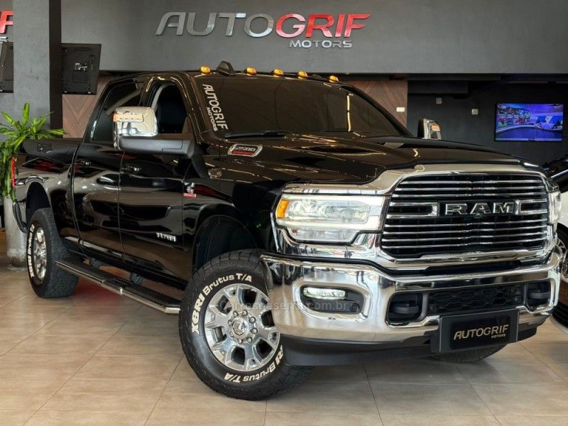 RAM 2500 LARAMIE 6.7 CD 4X4 TDI 2024/2024 AUTOGRIF MOTORS CAMPO BOM / Carros no Vale RAM 2500 LARAMIE 6.7 CD 4X4 TDI 2024/2024 AUTOGRIF MOTORS CAMPO BOM / Carros no Vale