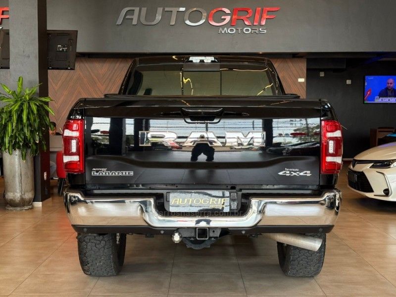 RAM 2500 LARAMIE 6.7 CD 4X4 TDI 2024/2024 AUTOGRIF MOTORS CAMPO BOM / Carros no Vale RAM 2500 LARAMIE 6.7 CD 4X4 TDI 2024/2024 AUTOGRIF MOTORS CAMPO BOM / Carros no Vale