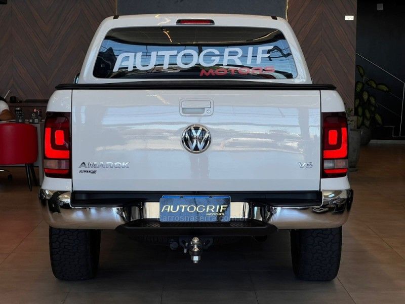 VOLKSWAGEN AMAROK 3.0 V6 TDI HIGHLINE CD 4MOTION 2023/2023 AUTOGRIF MOTORS CAMPO BOM / Carros no Vale VOLKSWAGEN AMAROK 3.0 V6 TDI HIGHLINE CD 4MOTION 2023/2023 AUTOGRIF MOTORS CAMPO BOM / Carros no Vale