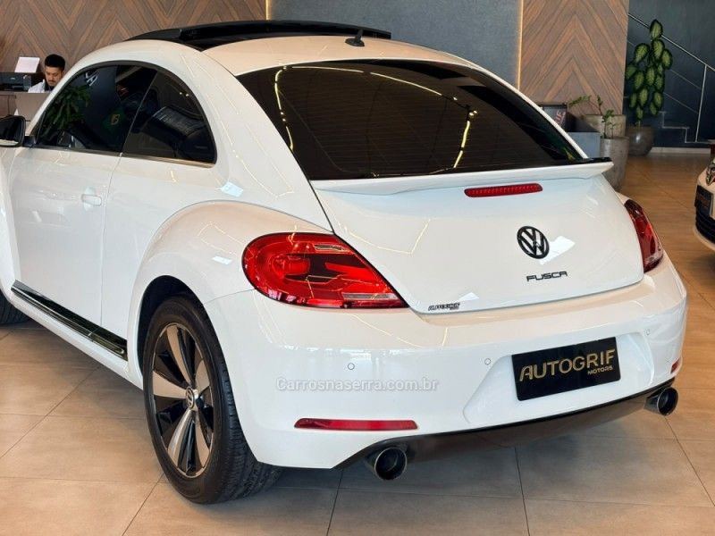 VOLKSWAGEN FUSCA 2.0 TSI 16V 2013/2013 AUTOGRIF MOTORS CAMPO BOM / Carros no Vale VOLKSWAGEN FUSCA 2.0 TSI 16V 2013/2013 AUTOGRIF MOTORS CAMPO BOM / Carros no Vale