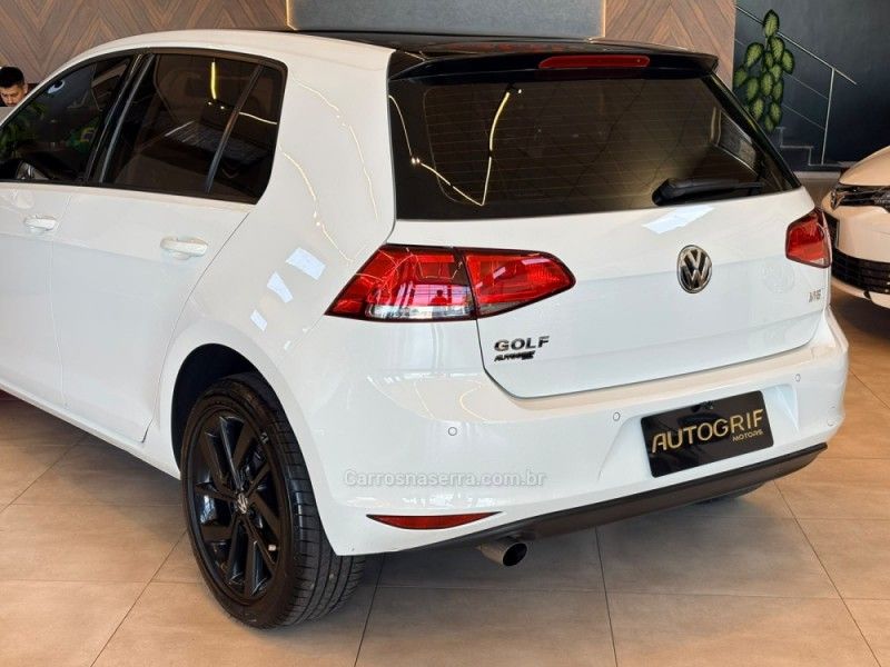 VOLKSWAGEN GOLF 1.6 MSI COMFORTLINE 16V TOTAL TIPTRONIC 2016/2016 AUTOGRIF MOTORS CAMPO BOM / Carros no Vale