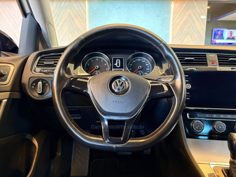 VOLKSWAGEN GOLF 1.6 MSI COMFORTLINE 16V TOTAL TIPTRONIC 2016/2016 AUTOGRIF MOTORS CAMPO BOM / Carros no Vale