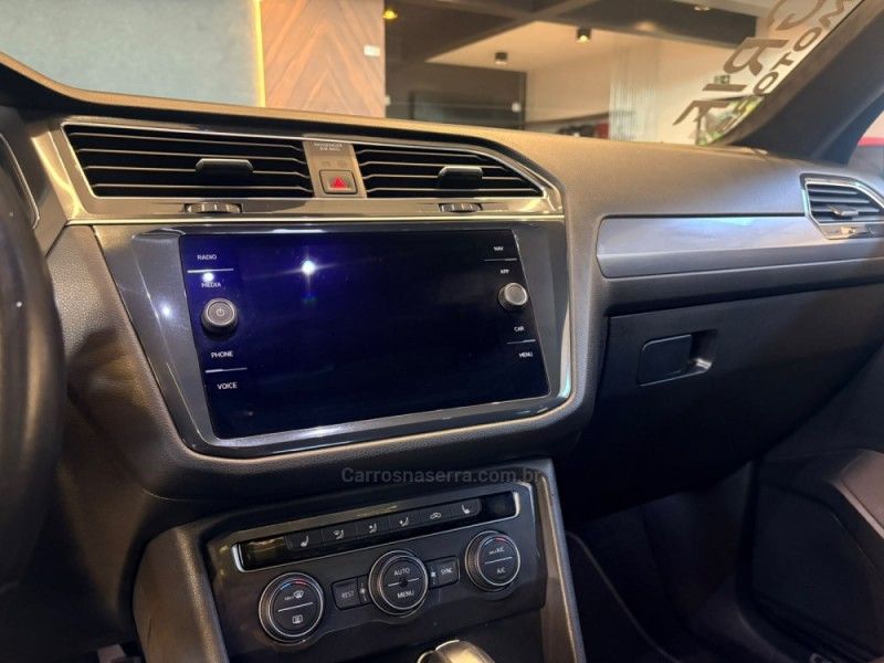 VOLKSWAGEN TIGUAN 2.0 ALLSPACE R-LINE 350 TSI 4X4 2020/2020 AUTOGRIF MOTORS CAMPO BOM / Carros no Vale