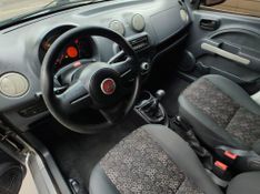 Fiat UNO VIVACE Celeb 1.0 EVO F 8V 2010/2011 RENNER AUTOMÓVEIS LAJEADO / Carros no Vale
