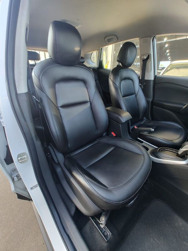 CHEVROLET TRACKER LT 1.0 Turbo 12V 2022/2023 RENNER AUTOMÓVEIS LAJEADO / Carros no Vale