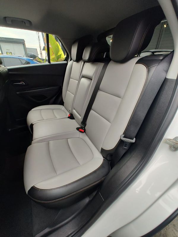 CHEVROLET TRACKER LTZ 1.4 Turbo 16V 4×2 2017/2017 RENNER AUTOMÓVEIS LAJEADO / Carros no Vale