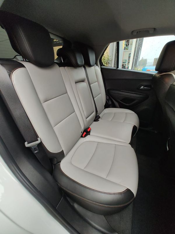 CHEVROLET TRACKER LTZ 1.4 Turbo 16V 4×2 2017/2017 RENNER AUTOMÓVEIS LAJEADO / Carros no Vale