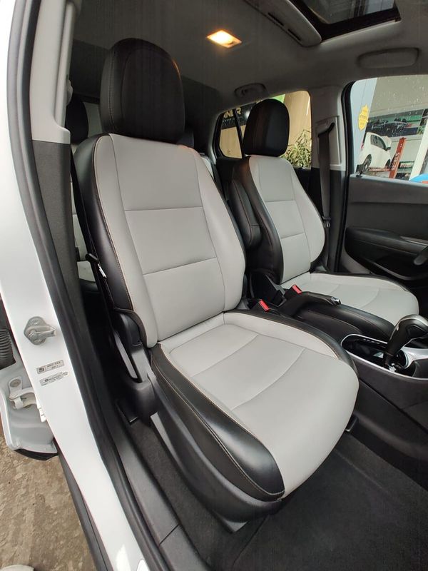 CHEVROLET TRACKER LTZ 1.4 Turbo 16V 4×2 2017/2017 RENNER AUTOMÓVEIS LAJEADO / Carros no Vale