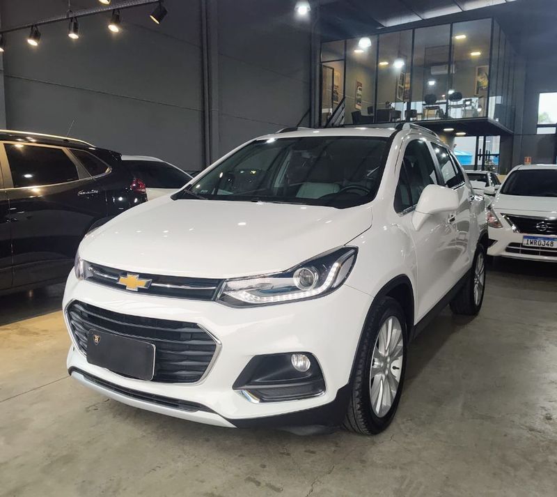 CHEVROLET TRACKER LTZ 1.4 Turbo 16V 4×2 2017/2017 RENNER AUTOMÓVEIS LAJEADO / Carros no Vale