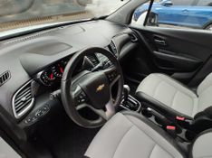 CHEVROLET TRACKER LTZ 1.4 Turbo 16V 4×2 2017/2017 RENNER AUTOMÓVEIS LAJEADO / Carros no Vale