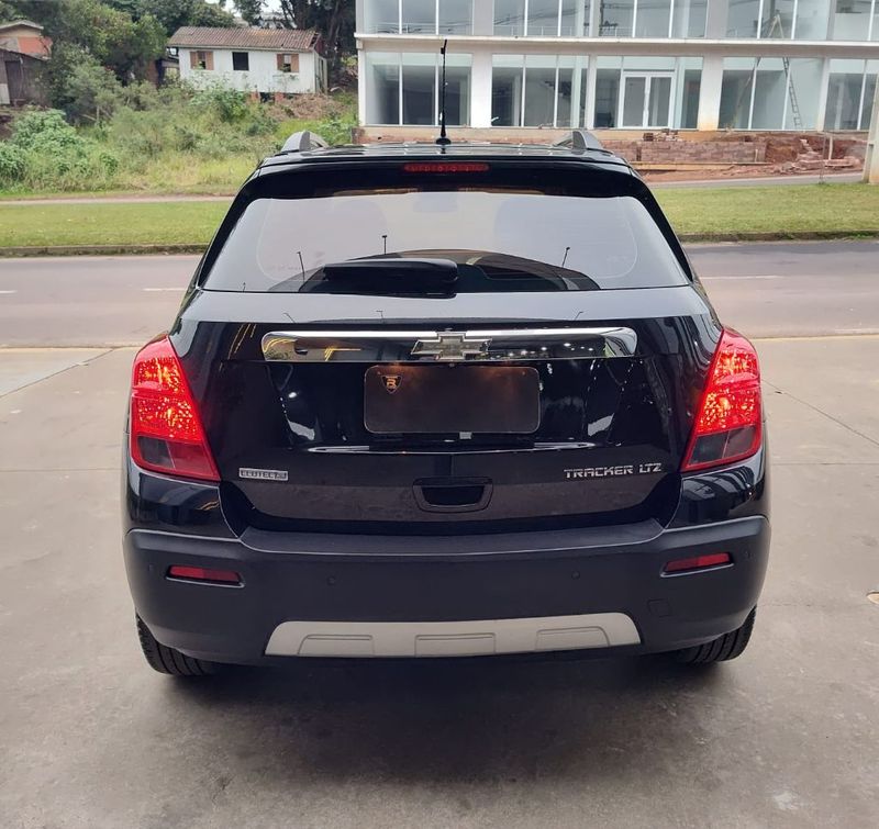 CHEVROLET TRACKER LTZ 1.8 16V 4×2 2015/2015 RENNER AUTOMÓVEIS LAJEADO / Carros no Vale