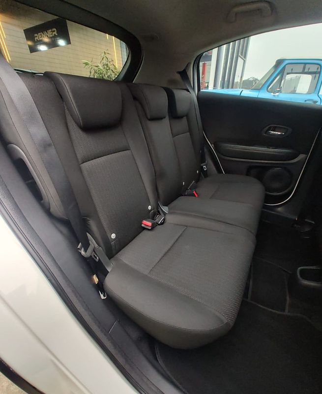 Honda HR-V EX 1.8 Flexone 16V 2016/2016 RENNER AUTOMÓVEIS LAJEADO / Carros no Vale Honda HR-V EX 1.8 Flexone 16V 2016/2016 RENNER AUTOMÓVEIS LAJEADO / Carros no Vale