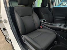 Honda HR-V EX 1.8 Flexone 16V 2016/2016 RENNER AUTOMÓVEIS LAJEADO / Carros no Vale