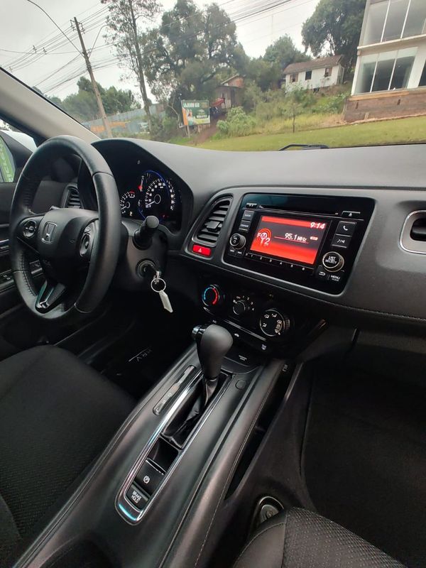 Honda HR-V EX 1.8 Flexone 16V 2016/2016 RENNER AUTOMÓVEIS LAJEADO / Carros no Vale Honda HR-V EX 1.8 Flexone 16V 2016/2016 RENNER AUTOMÓVEIS LAJEADO / Carros no Vale
