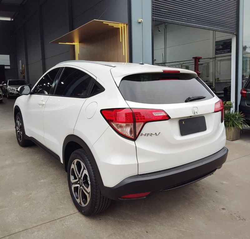 Honda HR-V EX 1.8 Flexone 16V 2016/2016 RENNER AUTOMÓVEIS LAJEADO / Carros no Vale Honda HR-V EX 1.8 Flexone 16V 2016/2016 RENNER AUTOMÓVEIS LAJEADO / Carros no Vale