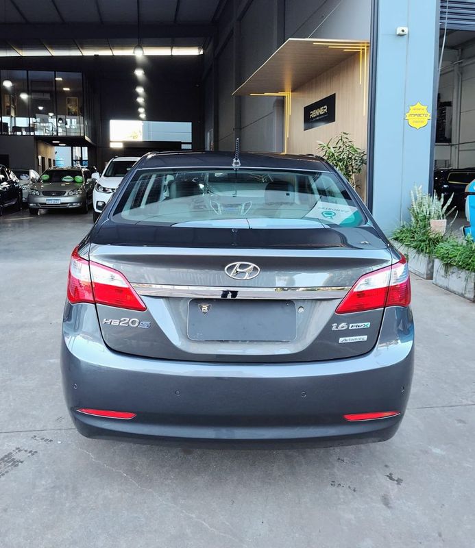 Hyundai HB20S Premium 1.6 16V 2013/2014 RENNER AUTOMÓVEIS LAJEADO / Carros no Vale Hyundai HB20S Premium 1.6 16V 2013/2014 RENNER AUTOMÓVEIS LAJEADO / Carros no Vale