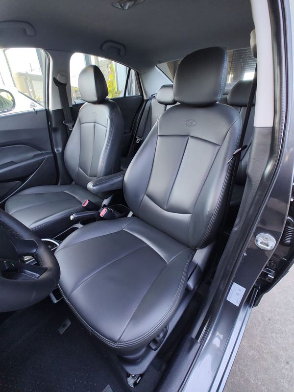 Hyundai HB20S Premium 1.6 16V 2013/2014 RENNER AUTOMÓVEIS LAJEADO / Carros no Vale Hyundai HB20S Premium 1.6 16V 2013/2014 RENNER AUTOMÓVEIS LAJEADO / Carros no Vale