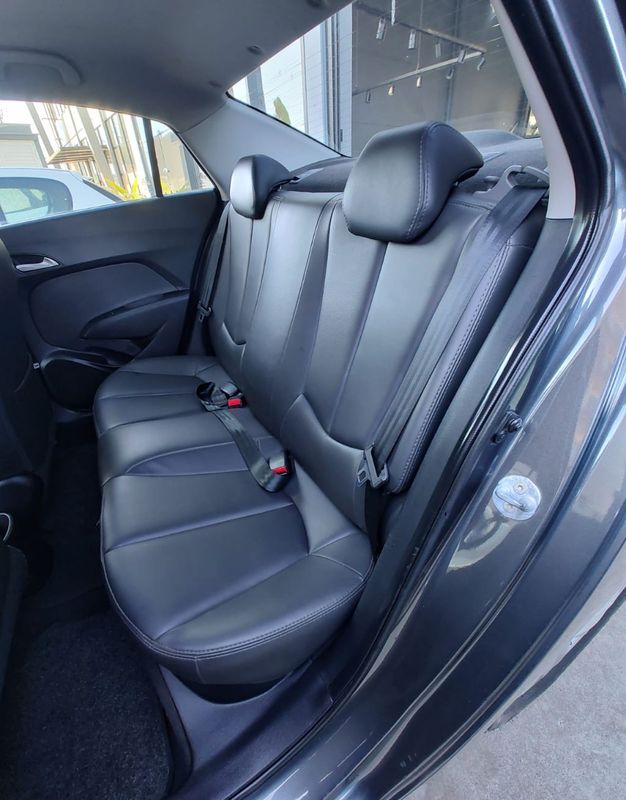 Hyundai HB20S Premium 1.6 16V 2013/2014 RENNER AUTOMÓVEIS LAJEADO / Carros no Vale Hyundai HB20S Premium 1.6 16V 2013/2014 RENNER AUTOMÓVEIS LAJEADO / Carros no Vale