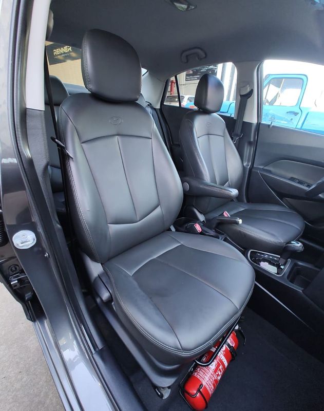 Hyundai HB20S Premium 1.6 16V 2013/2014 RENNER AUTOMÓVEIS LAJEADO / Carros no Vale Hyundai HB20S Premium 1.6 16V 2013/2014 RENNER AUTOMÓVEIS LAJEADO / Carros no Vale