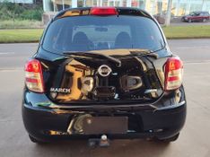 Nissan MARCH SV 1.6 16V Fuel 2013/2014 RENNER AUTOMÓVEIS LAJEADO / Carros no Vale