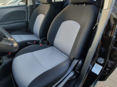 Nissan MARCH SV 1.6 16V Fuel 2013/2014 RENNER AUTOMÓVEIS LAJEADO / Carros no Vale