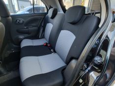 Nissan MARCH SV 1.6 16V Fuel 2013/2014 RENNER AUTOMÓVEIS LAJEADO / Carros no Vale
