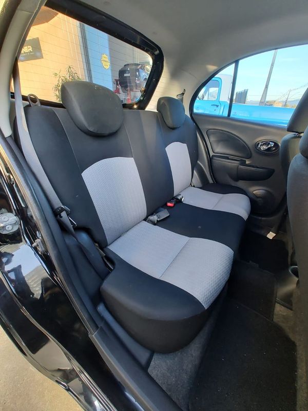 Nissan MARCH SV 1.6 16V Fuel 2013/2014 RENNER AUTOMÓVEIS LAJEADO / Carros no Vale