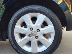 Nissan MARCH SV 1.6 16V Fuel 2013/2014 RENNER AUTOMÓVEIS LAJEADO / Carros no Vale