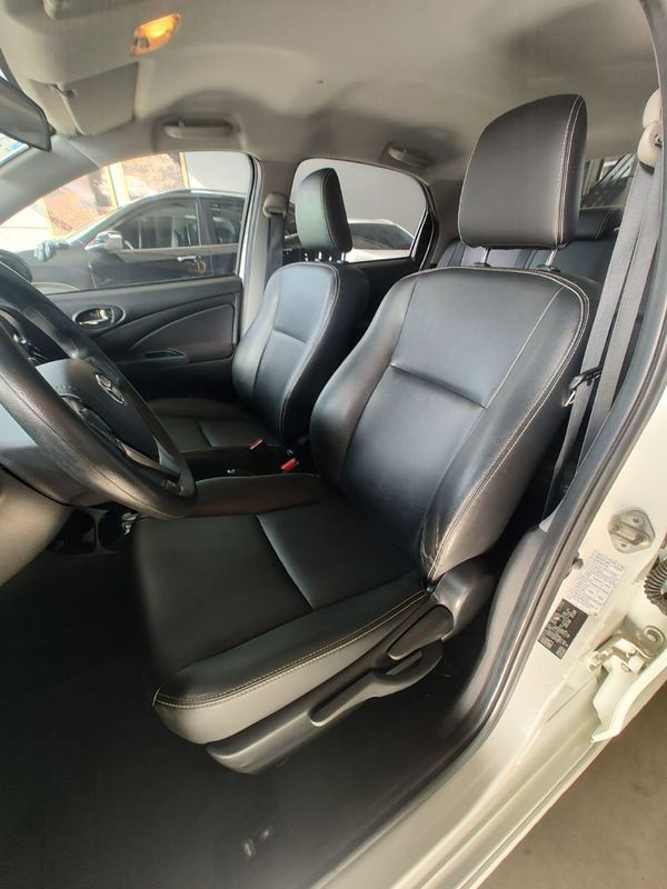 Toyota ETIOS XLS Sedan 1.5 16V 2017/2018 RENNER AUTOMÓVEIS LAJEADO / Carros no Vale Toyota ETIOS XLS Sedan 1.5 16V 2017/2018 RENNER AUTOMÓVEIS LAJEADO / Carros no Vale