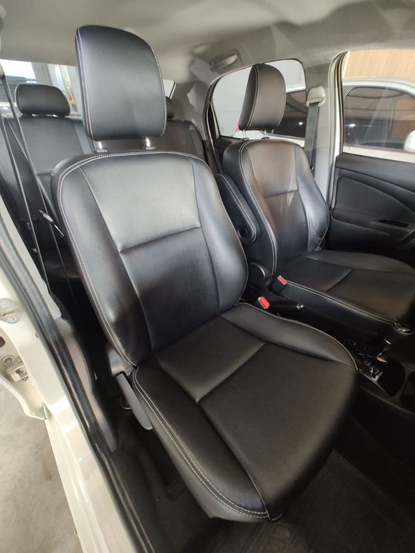 Toyota ETIOS XLS Sedan 1.5 16V 2017/2018 RENNER AUTOMÓVEIS LAJEADO / Carros no Vale Toyota ETIOS XLS Sedan 1.5 16V 2017/2018 RENNER AUTOMÓVEIS LAJEADO / Carros no Vale