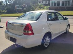 Toyota ETIOS XLS Sedan 1.5 16V 2017/2018 RENNER AUTOMÓVEIS LAJEADO / Carros no Vale