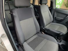 VOLKSWAGEN Gol City (Trend)/Titan 1.0 T 8V 2008/2009 RENNER AUTOMÓVEIS LAJEADO / Carros no Vale