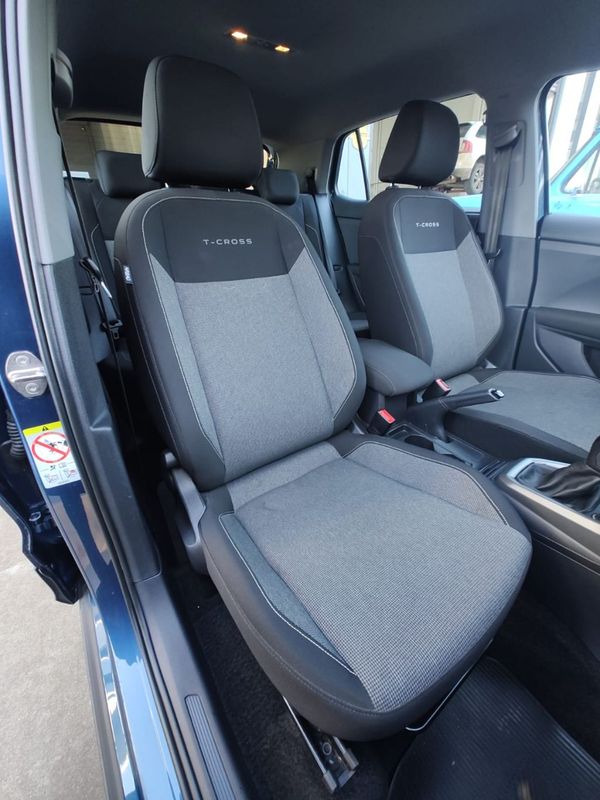 VOLKSWAGEN T-Cross 200 TSI 1.0 12V 2024/2025 RENNER AUTOMÓVEIS LAJEADO / Carros no Vale VOLKSWAGEN T-Cross 200 TSI 1.0 12V 2024/2025 RENNER AUTOMÓVEIS LAJEADO / Carros no Vale