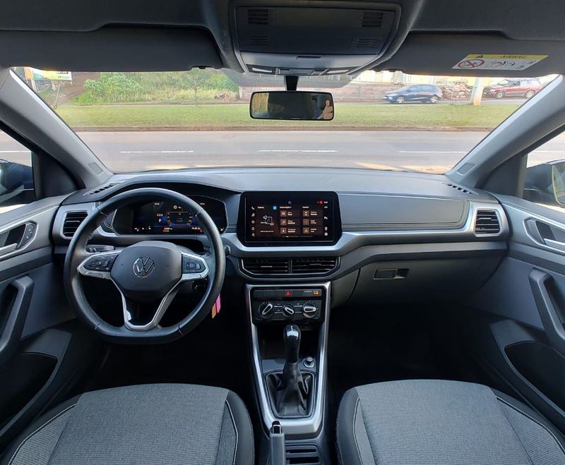VOLKSWAGEN T-Cross 200 TSI 1.0 12V 2024/2025 RENNER AUTOMÓVEIS LAJEADO / Carros no Vale VOLKSWAGEN T-Cross 200 TSI 1.0 12V 2024/2025 RENNER AUTOMÓVEIS LAJEADO / Carros no Vale