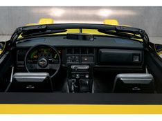 CHEVROLET CORVETTE 5.7 V8 INDY 500 PACE CAR CONVERSÍVEL 1986/1986 PASTORE CAR COLLECTION BENTO GONÇALVES / Carros no Vale