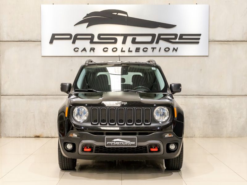 JEEP RENEGADE 2.0 16V TURBO TRAILHAWK 4X4 2015/2016 PASTORE CAR COLLECTION BENTO GONÇALVES / Carros no Vale JEEP RENEGADE 2.0 16V TURBO TRAILHAWK 4X4 2015/2016 PASTORE CAR COLLECTION BENTO GONÇALVES / Carros no Vale