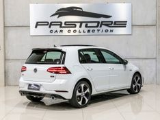 VOLKSWAGEN GOLF 2.0 350 TSI GTI DSG 2019/2019 PASTORE CAR COLLECTION BENTO GONÇALVES / Carros no Vale
