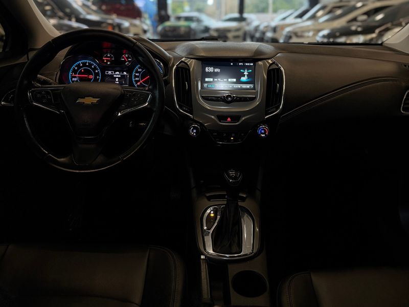 CHEVROLET CRUZE 1.4 TURBO LT 16V 2018/2019 LEHMEN VEÍCULOS VENÂNCIO AIRES / Carros no Vale