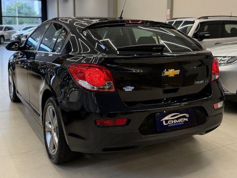 CHEVROLET CRUZE 1.8 LT 16V 2015/2016 LEHMEN VEÍCULOS VENÂNCIO AIRES / Carros no Vale