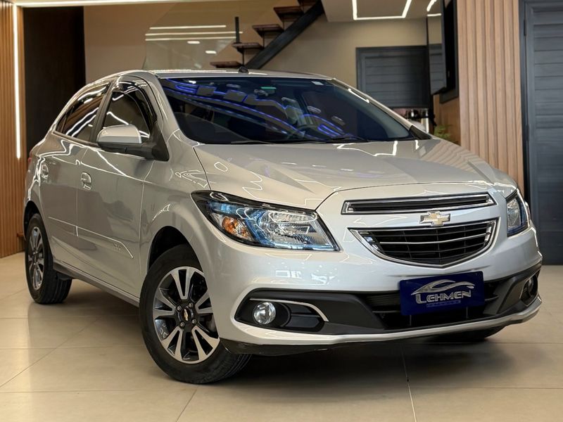 CHEVROLET ONIX 1.4 MPFI LTZ 8V 2016/2016 LEHMEN VEÍCULOS VENÂNCIO AIRES / Carros no Vale