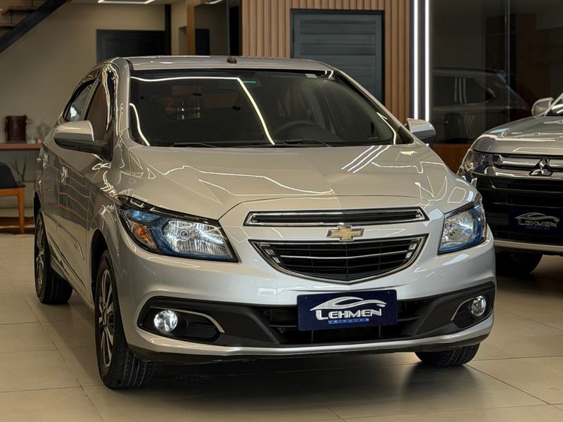 CHEVROLET ONIX 1.4 MPFI LTZ 8V 2016/2016 LEHMEN VEÍCULOS VENÂNCIO AIRES / Carros no Vale