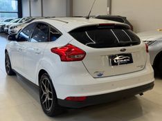 FORD FOCUS 2.0 TITANIUM 16V POWERSHIFT 2016/2016 LEHMEN VEÍCULOS VENÂNCIO AIRES / Carros no Vale