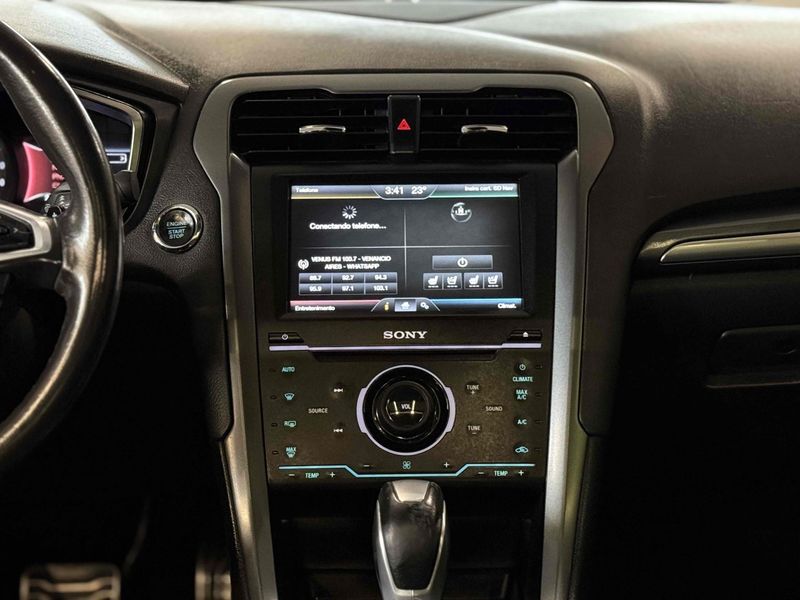 FORD FUSION 2.0 TITANIUM PLUS AWD 16V 2014/2015 LEHMEN VEÍCULOS VENÂNCIO AIRES / Carros no Vale