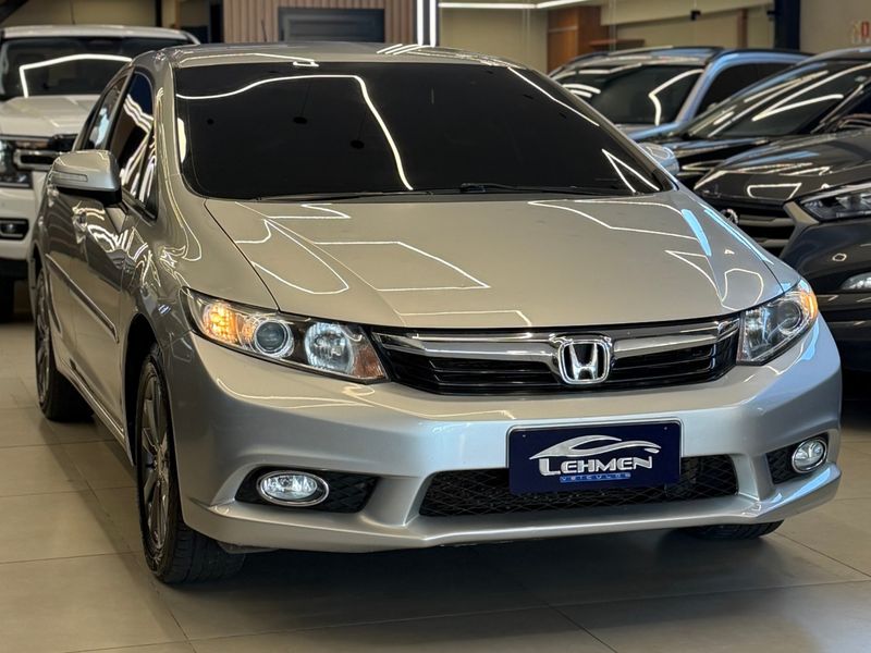 HONDA CIVIC 2.0 LXR 16V 2014/2014 LEHMEN VEÍCULOS VENÂNCIO AIRES / Carros no Vale HONDA CIVIC 2.0 LXR 16V 2014/2014 LEHMEN VEÍCULOS VENÂNCIO AIRES / Carros no Vale